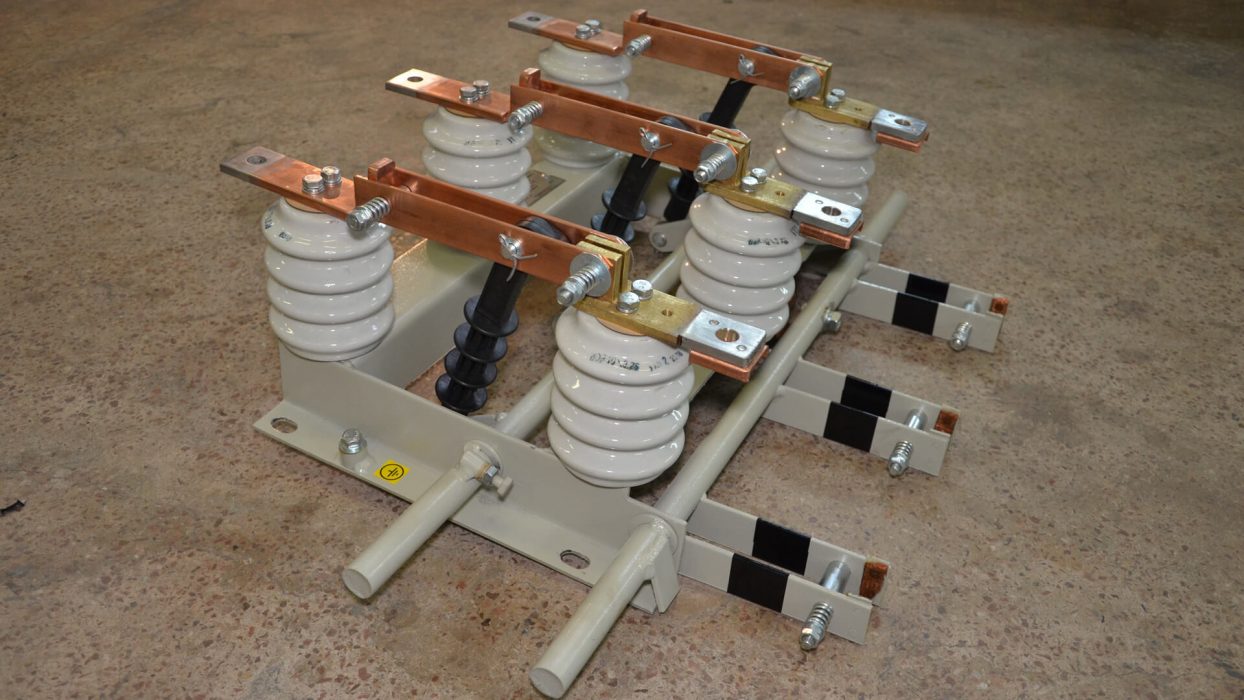 Разъединители внутренней установки 6-35кВ